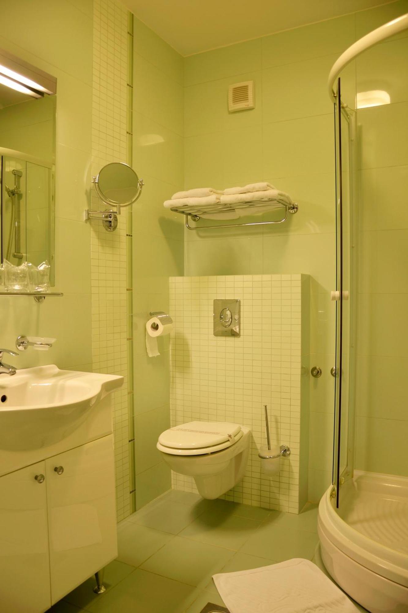 Hotel Mladimir ダルバル エクステリア 写真