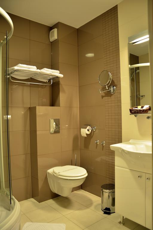 Hotel Mladimir ダルバル 部屋 写真